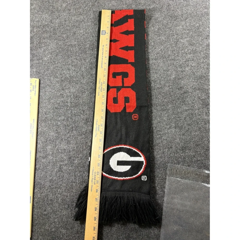 Georgia Bulldogs UGA Go Dawgs Modelo Knit Scarf Black Red Striped NCAA Football